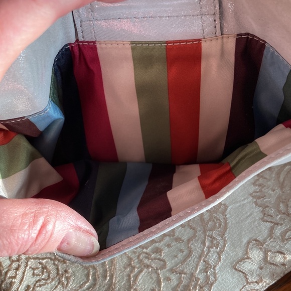 Coach EUC Lurex Silver & Shimmery White Crossbody Bag with satin Legacy lining. - Picture 4 of 13
